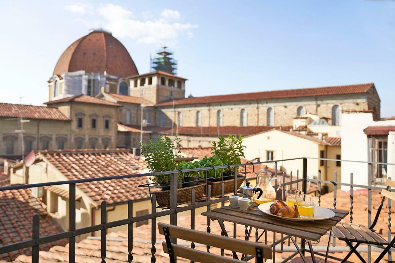 One Of A Kind Near The Duomo W/Balcony Palace Apt Φλωρεντία Εξωτερικό φωτογραφία